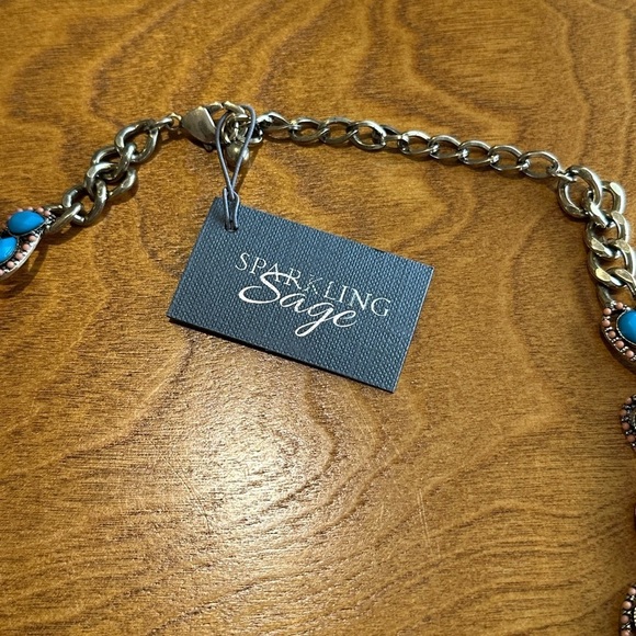 Sparkling Sage brand necklace - Picture 2 of 3